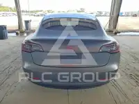 2019 Tesla Model 3 фото