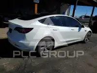 2019 Tesla Model 3 фото
