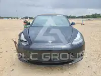 2019 Tesla Model 3 photo