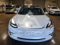 2019 Tesla Model 3 фото