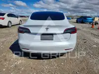 2019 Tesla Model 3 photo