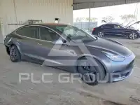 2019 Tesla Model 3 фото