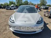 2019 Tesla Model 3 photo