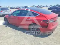 2019 Tesla Model 3 фото