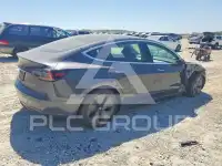 2019 Tesla Model 3 фото
