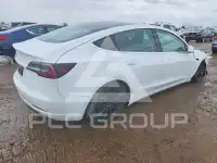 2019 Tesla Model 3 photo