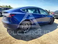 2019 Tesla Model 3 photo