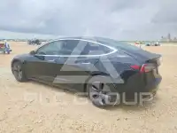 2019 Tesla Model 3 photo