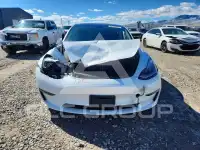 2019 Tesla Model 3 photo