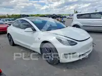 2019 Tesla Model 3 photo