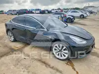 2019 Tesla Model 3 photo