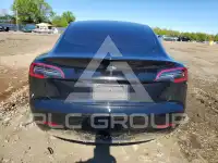 2019 Tesla Model 3 фото