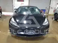 2019 Tesla Model 3 фото