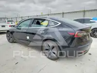 2019 Tesla Model 3 photo