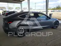 2019 Tesla Model 3 фото