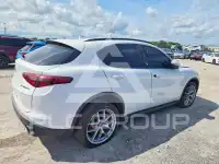 2019 Alfa Romeo Stelvio photo