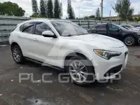 2019 Alfa Romeo Stelvio photo
