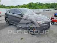 2019 Alfa Romeo Stelvio фото