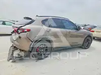 2019 Alfa Romeo Stelvio фото