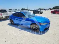 2019 Alfa Romeo Giulia photo