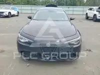 2019 Alfa Romeo Giulia фото