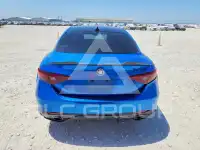 2019 Alfa Romeo Giulia photo