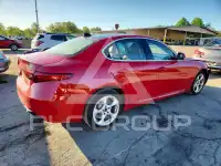 2019 Alfa Romeo Giulia photo
