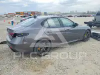 2019 Alfa Romeo Giulia фото
