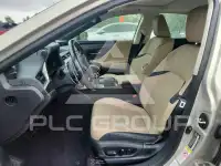 2019 Lexus ES300 фото