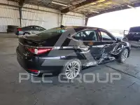 2019 Lexus ES300 photo