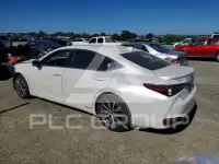 2019 Lexus ES300 фото