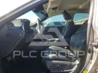 2019 Lexus ES300 photo