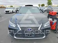 2019 Lexus ES300 фото