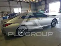 2019 Lexus ES300 фото