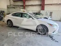 2019 Lexus ES350 photo