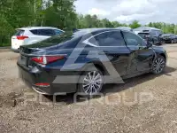 2019 Lexus ES350 photo