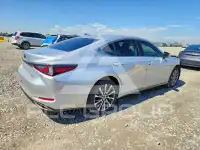 2019 Lexus ES350 photo
