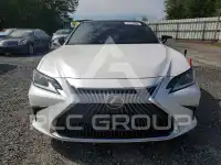 2019 Lexus ES350 photo