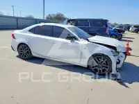 2019 Lexus IS photo