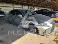 2019 Lexus IS photo