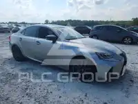 2019 Lexus IS photo