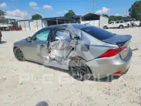 2019 Lexus IS photo