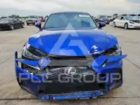 2019 Lexus IS фото