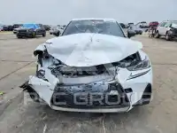 2019 Lexus IS photo