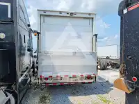 2019 Isuzu NPR фото