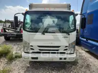 2019 Isuzu NPR фото