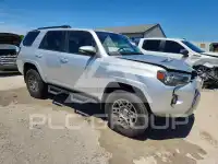 2019 Toyota 4 RUNNER photo