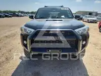 2019 Toyota 4 RUNNER photo