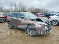 2019 Toyota  фото