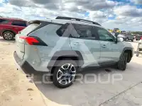 2019 Toyota RAV4 фото